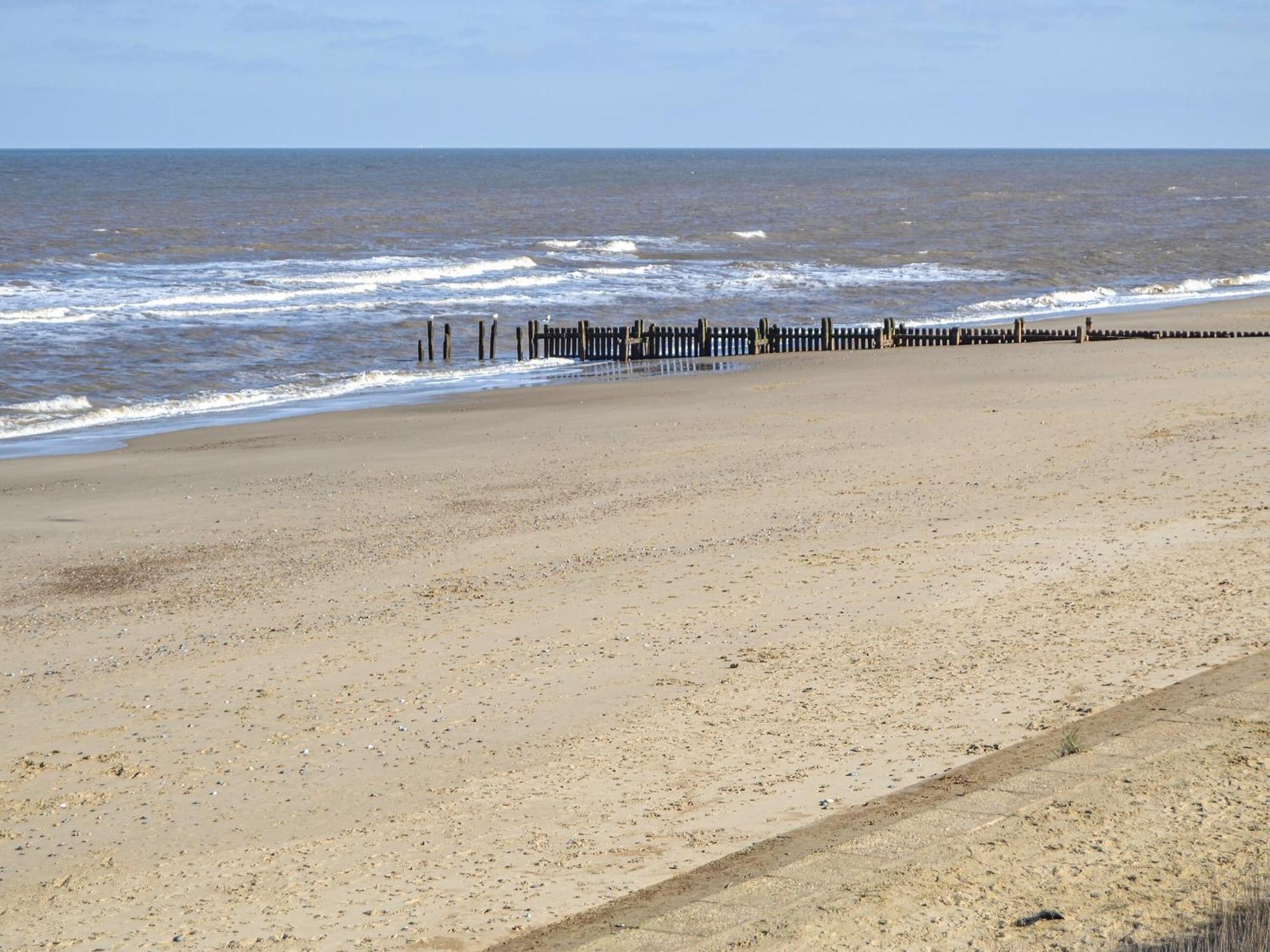 Sea Scape Villa Bacton  Bagian luar foto